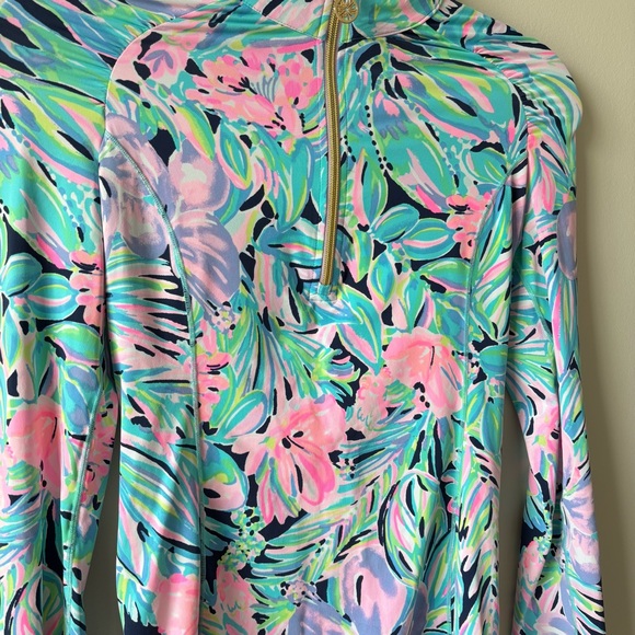 Lilly Pulitzer Luxletic Quarter Zip - Picture 2 of 3